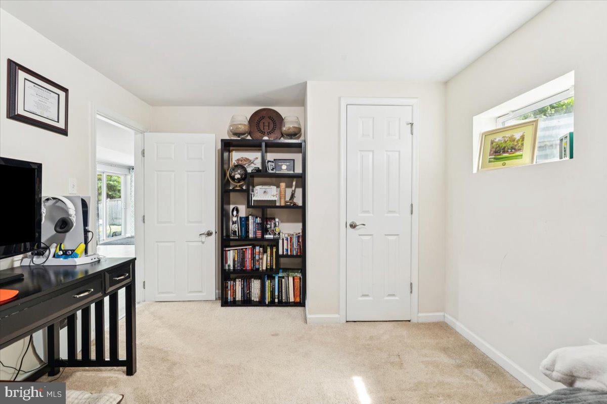 7830 Fingerboard Road Frederick, MD 21704 - Photo 23 of 39 a view of room with workspace and toys