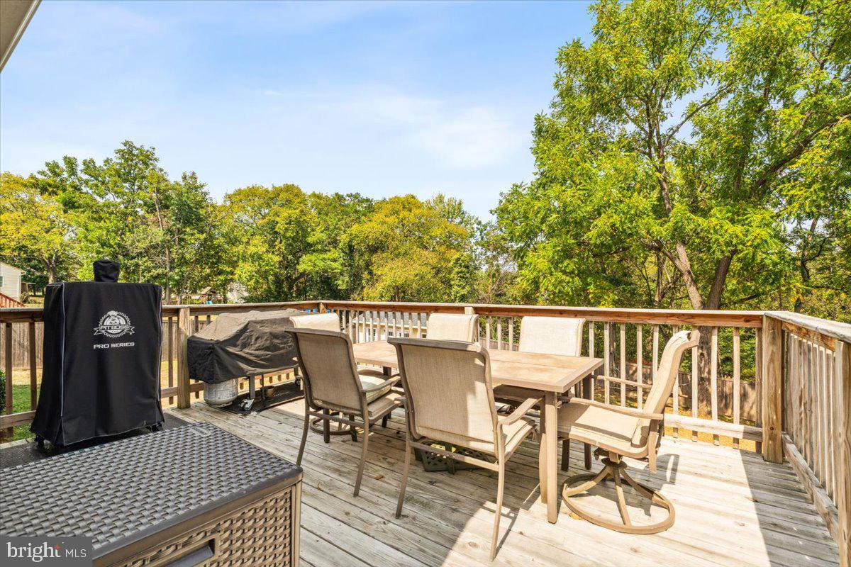 7830 Fingerboard Road Frederick, MD 21704 - Photo 26 of 39 a view of a balcony with chairs