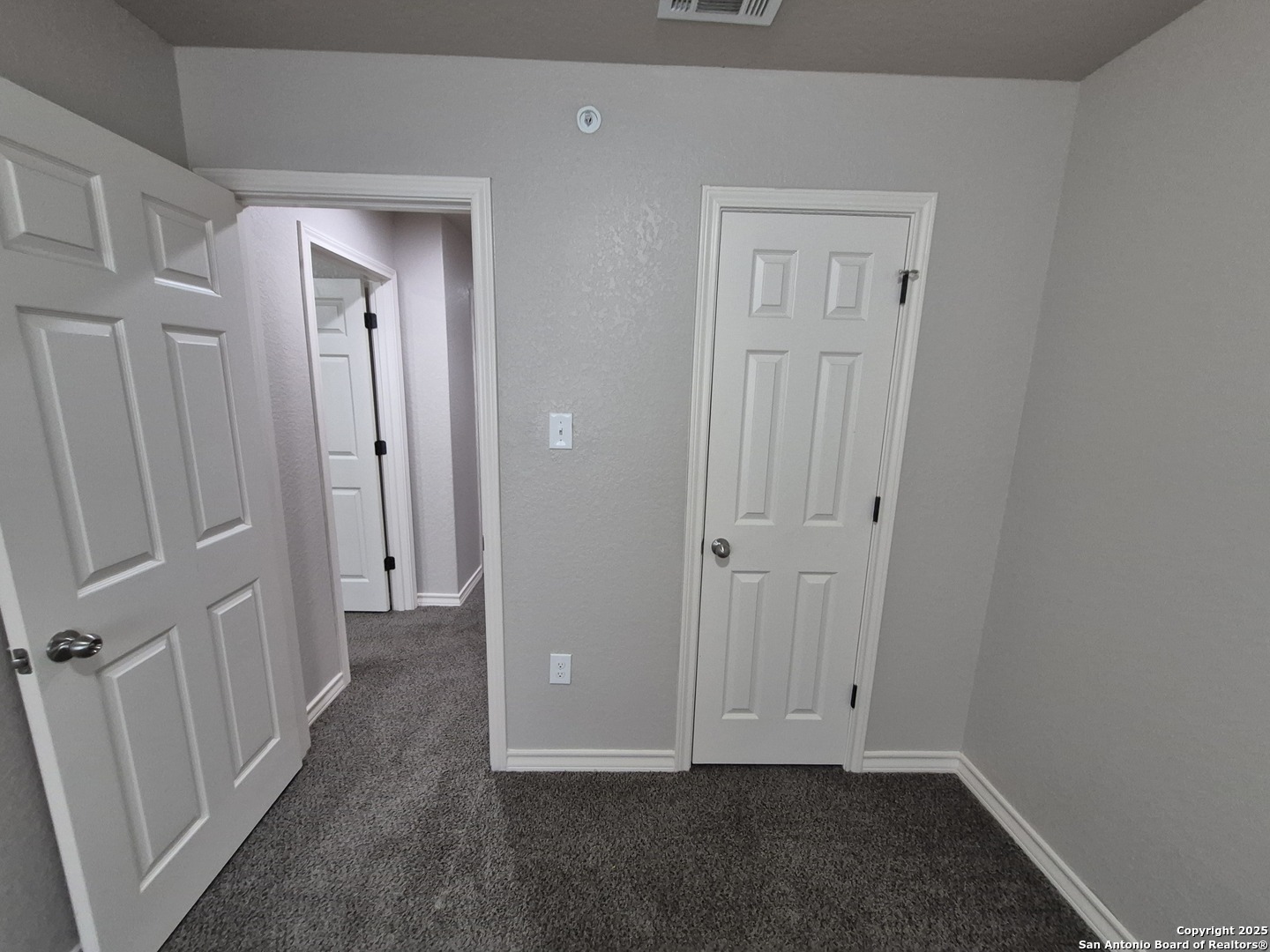 7315 Colina Way, Unit 103 Converse, TX 78109 - Photo 28 of 32 a view of a hallway with closet area