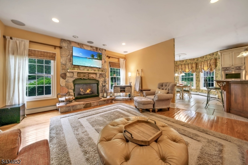 6 Princess Court Oak Ridge, NJ 07438 - Photo 16 of 50