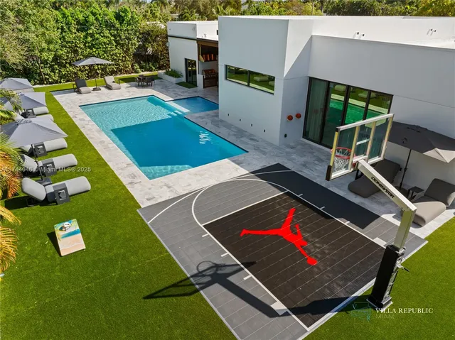 $45,000 | 1941 Northeast 196th Terrace, Miami, FL 33179