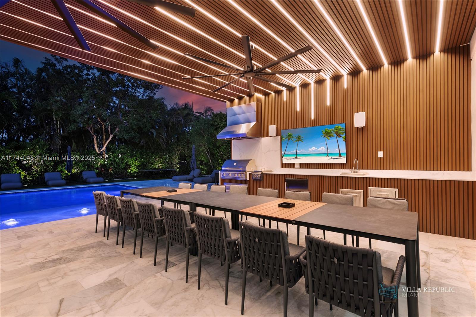 1941 Northeast 196th Terrace Miami, FL 33179 - Photo 45 of 99