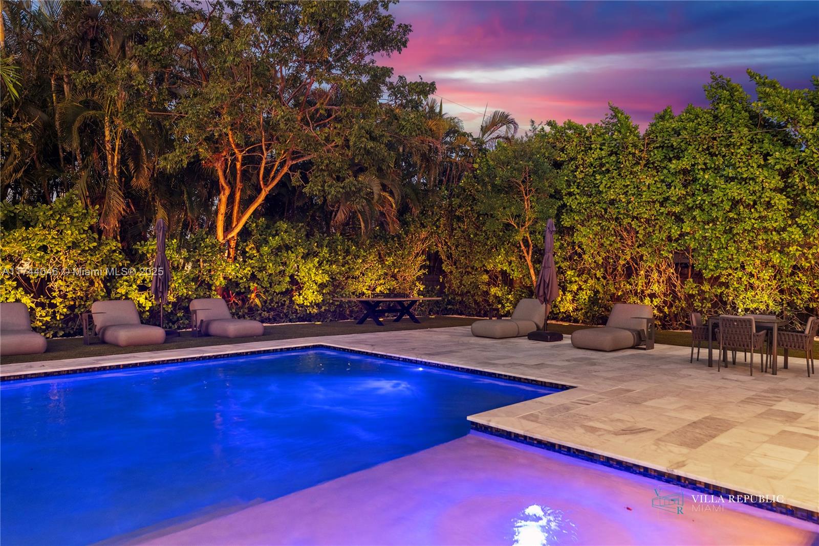 1941 Northeast 196th Terrace Miami, FL 33179 - Photo 46 of 99