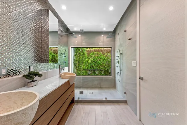 $45,000 | 1941 Northeast 196th Terrace, Miami, FL 33179