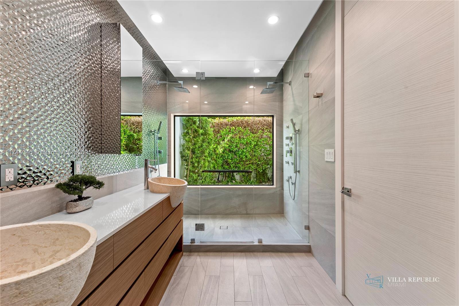 1941 Northeast 196th Terrace Miami, FL 33179 - Photo 70 of 99