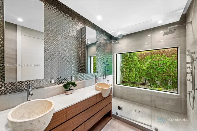 $45,000 | 1941 Northeast 196th Terrace, Miami, FL 33179