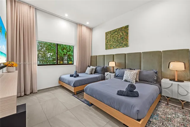 $45,000 | 1941 Northeast 196th Terrace, Miami, FL 33179