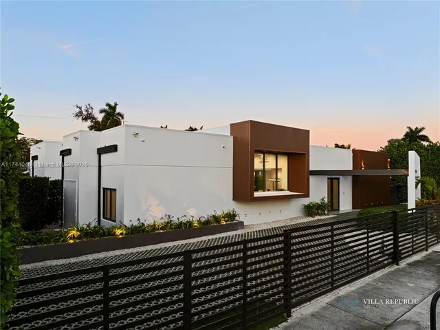 $45,000 | 1941 Northeast 196th Terrace, Miami, FL 33179