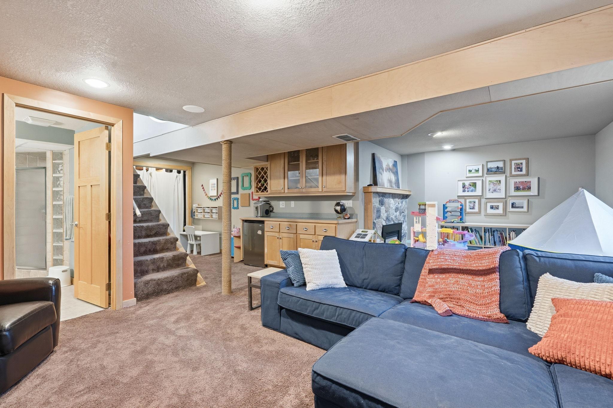 3330 Major Avenue North Golden Valley, MN 55422 - Photo 23 of 33