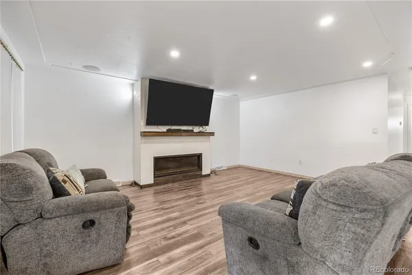 $630,000 | 1093 South Holland Street, Lakewood, CO 80226