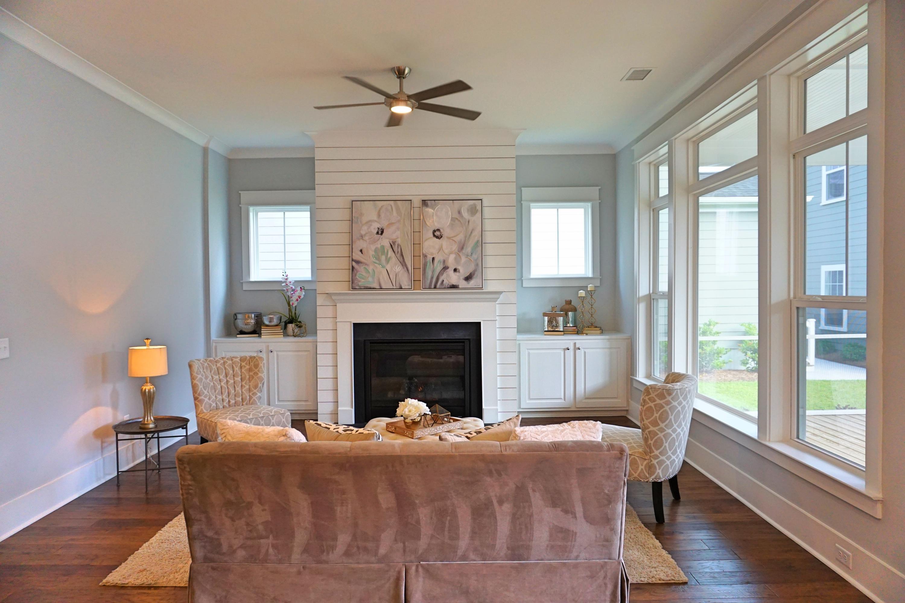 1367 Rivella Drive Mount Pleasant, SC 29464 - Photo 7 of 23 1367 Rivella Dr. - Great Room 2
