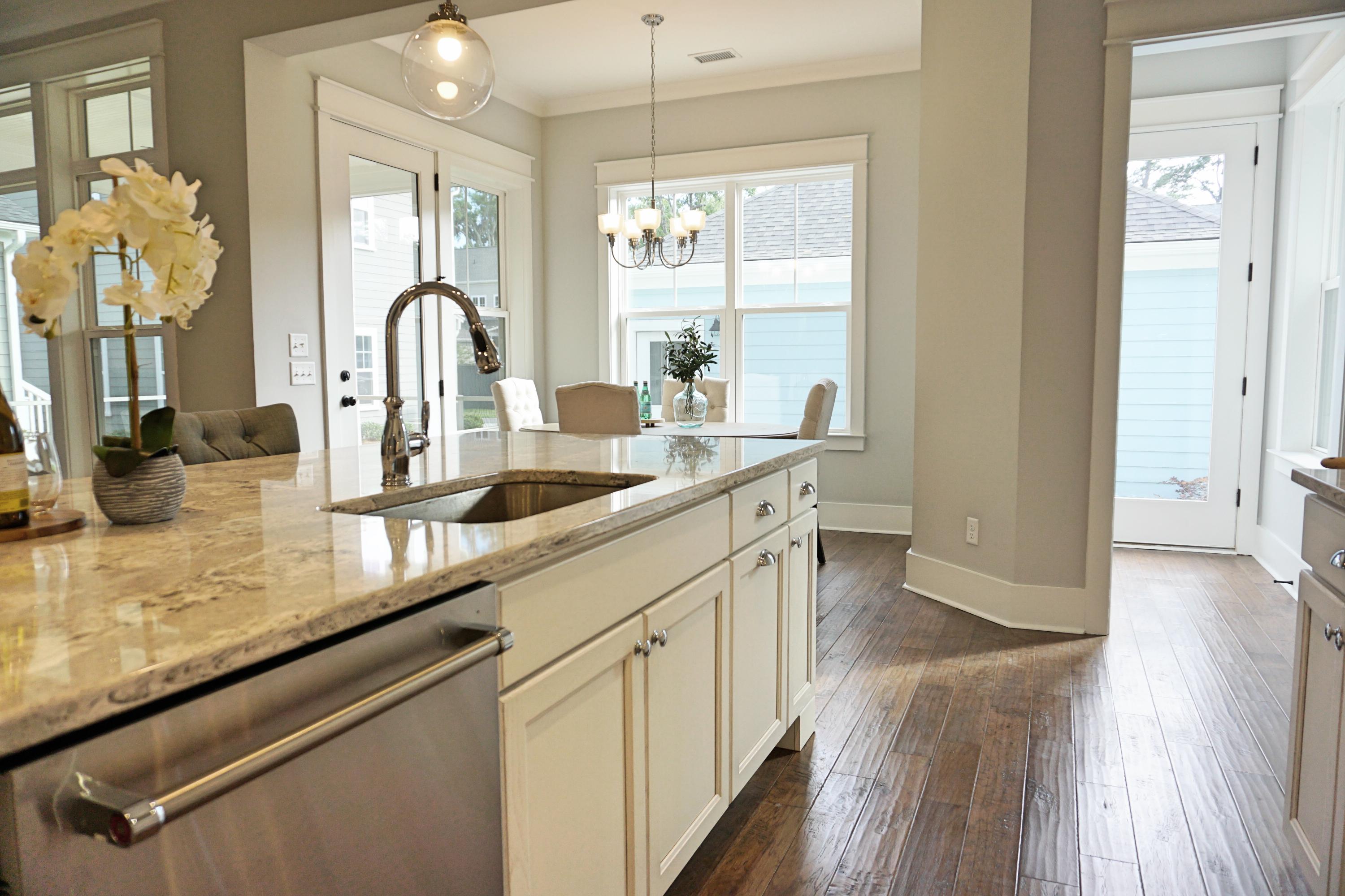 1367 Rivella Drive Mount Pleasant, SC 29464 - Photo 10 of 23 1367 Rivella Dr. - Kitchen & Breakfast R