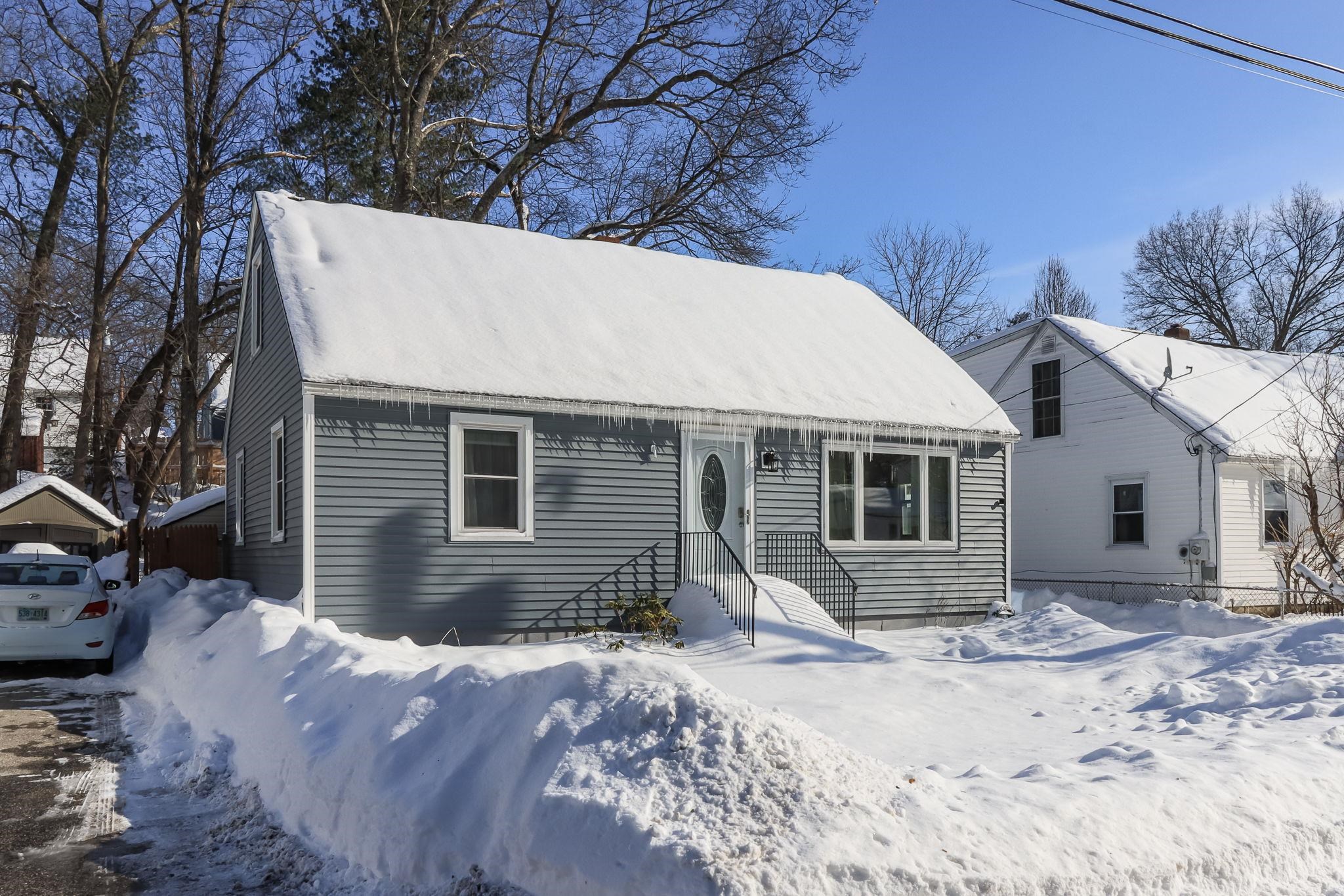 70 Salem Street Manchester, NH 03102 - Photo 3 of 46