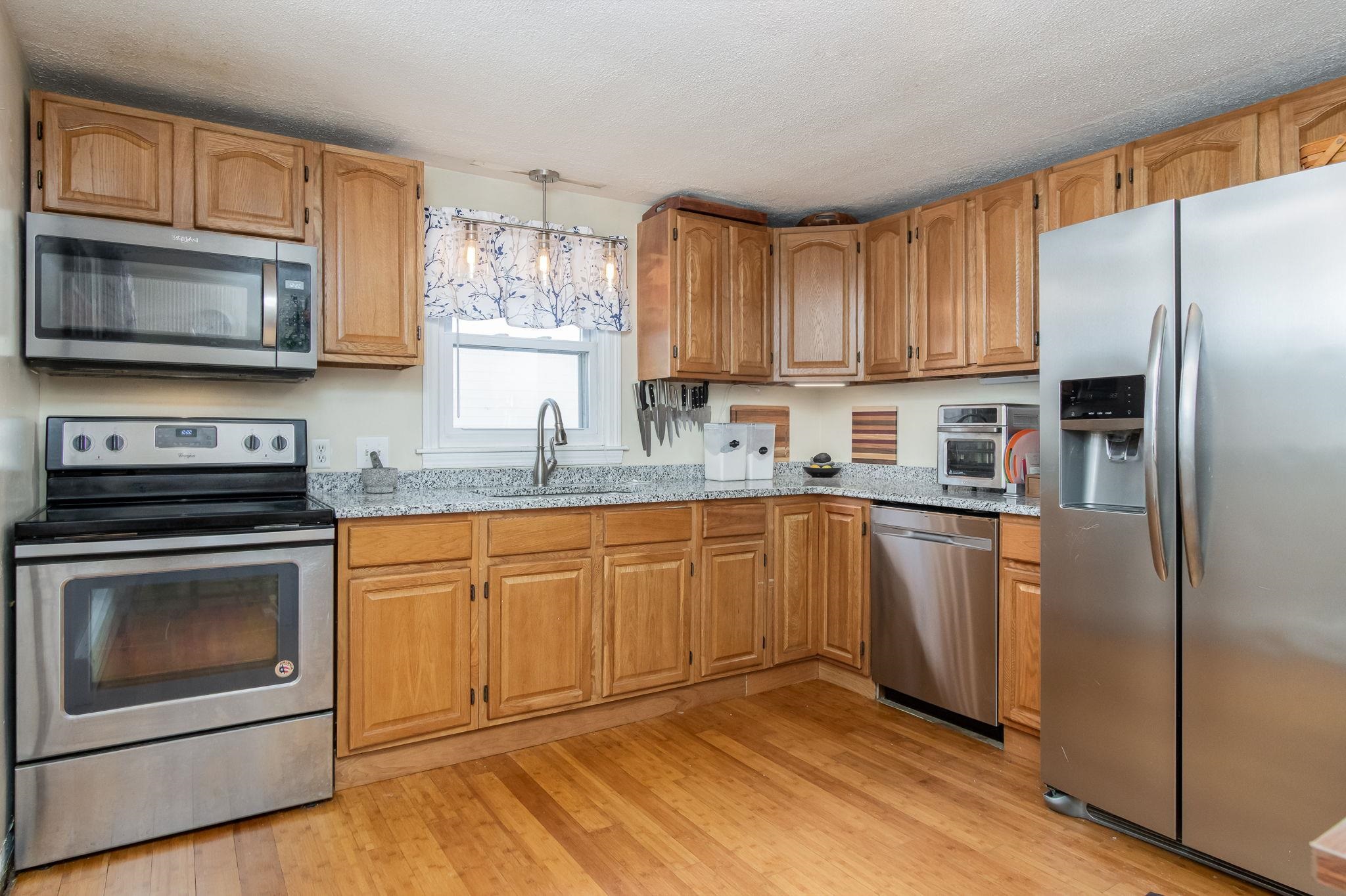 70 Salem Street Manchester, NH 03102 - Photo 7 of 46