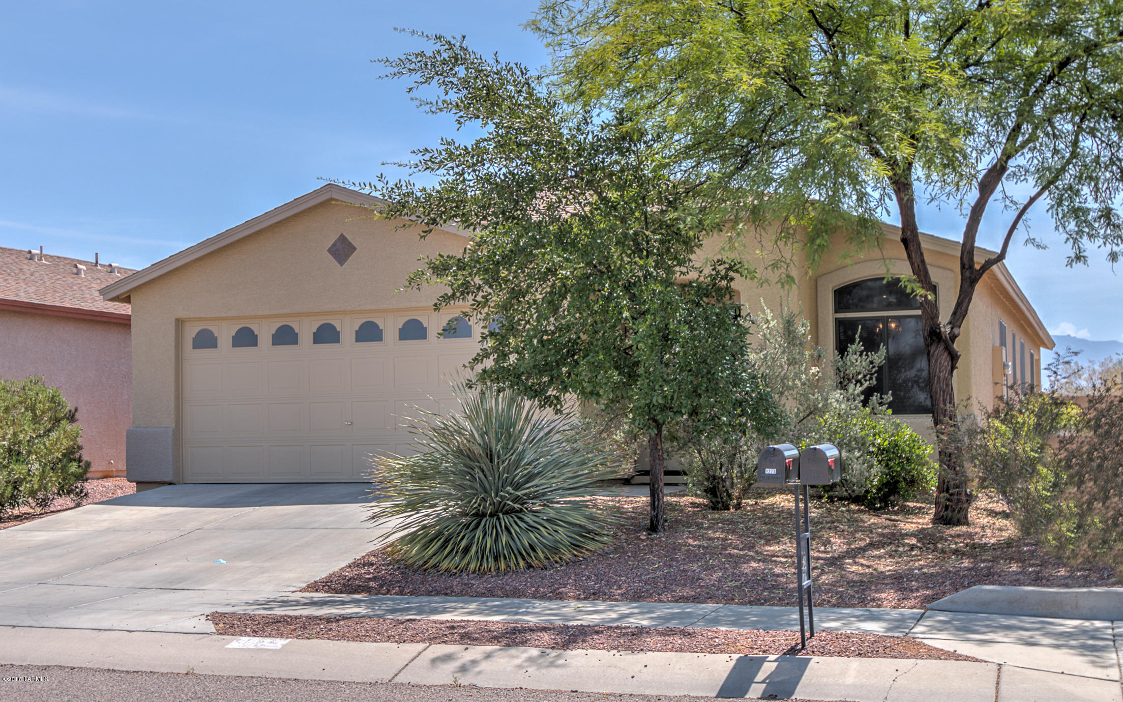 8273 South Bainbridge Road Tucson, AZ 85747 - Photo 3 of 38 Gallery Image 3