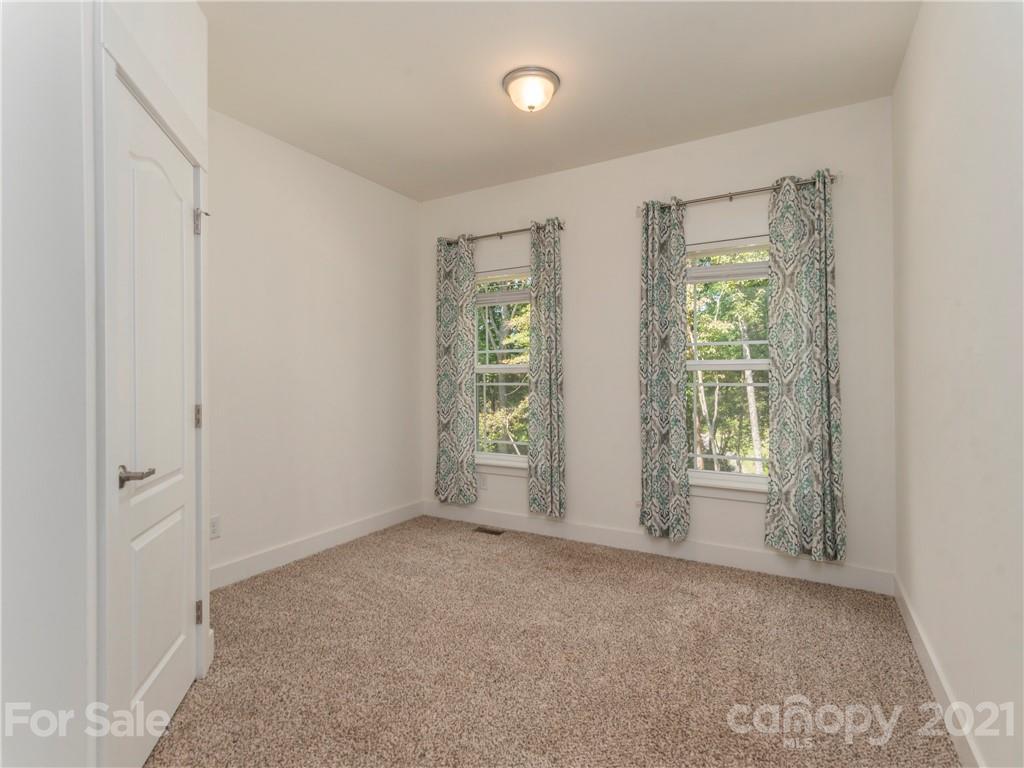 14 Rivendell Road Fairview, NC 28730 - Photo 10 of 30 Gallery Image 10
