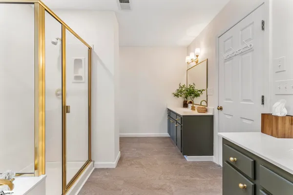 $625,000 | 105 Sugar Mill Court, Greer, SC 29650