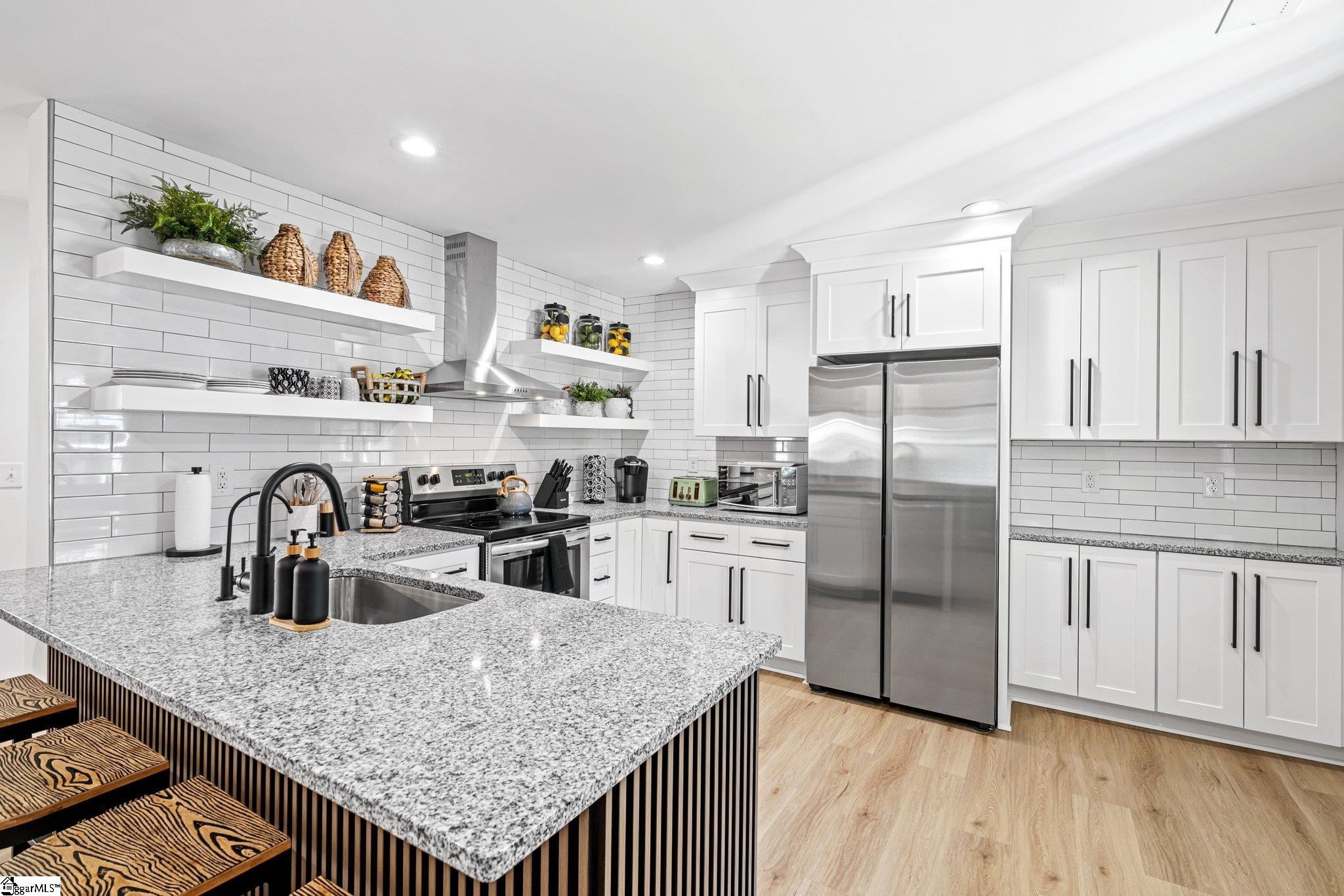 54 Allen Street Greenville, SC 29605 - Photo 12 of 34