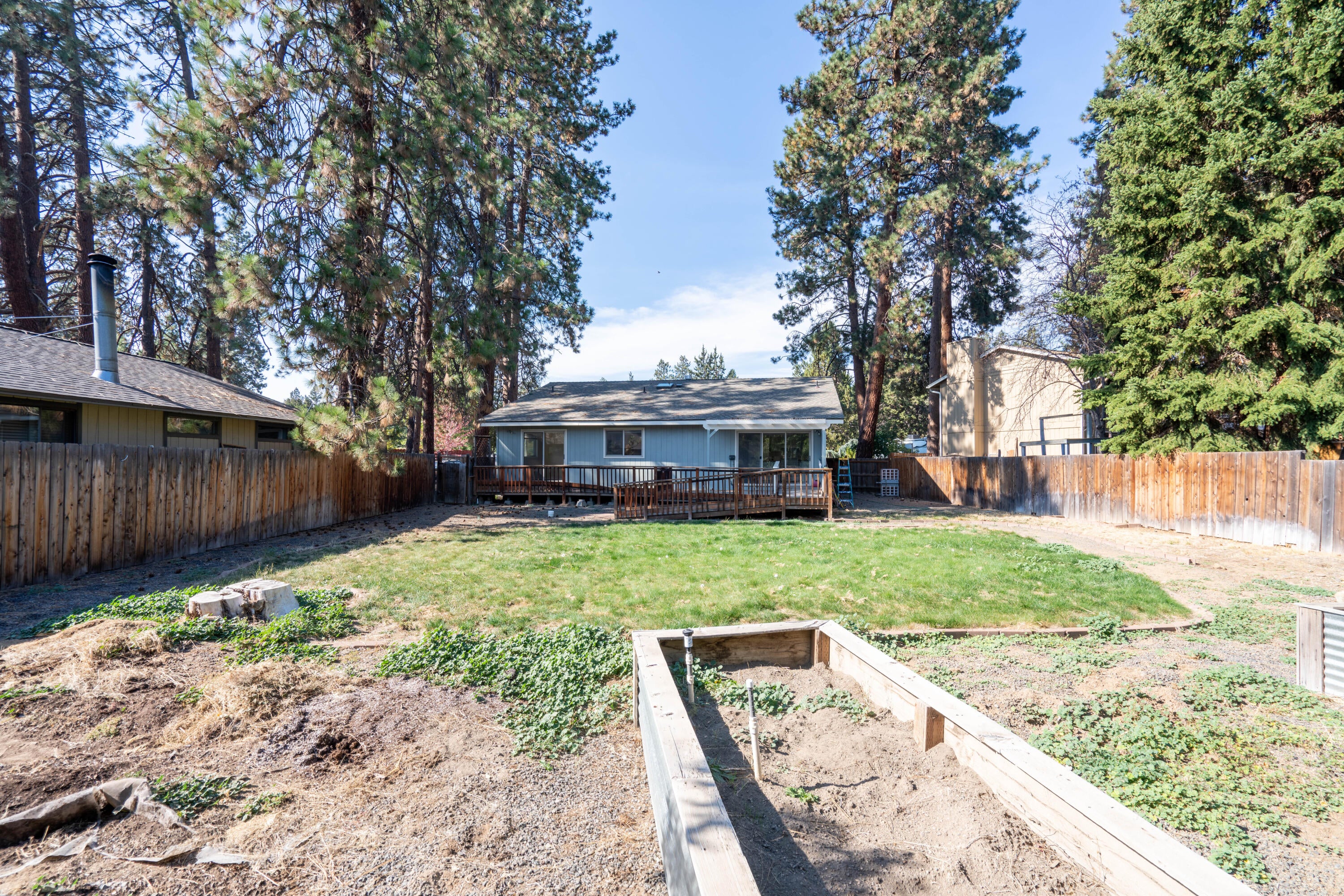 61148 Benham Road Bend, OR 97702 - Photo 41 of 48 DSC08493-HDR