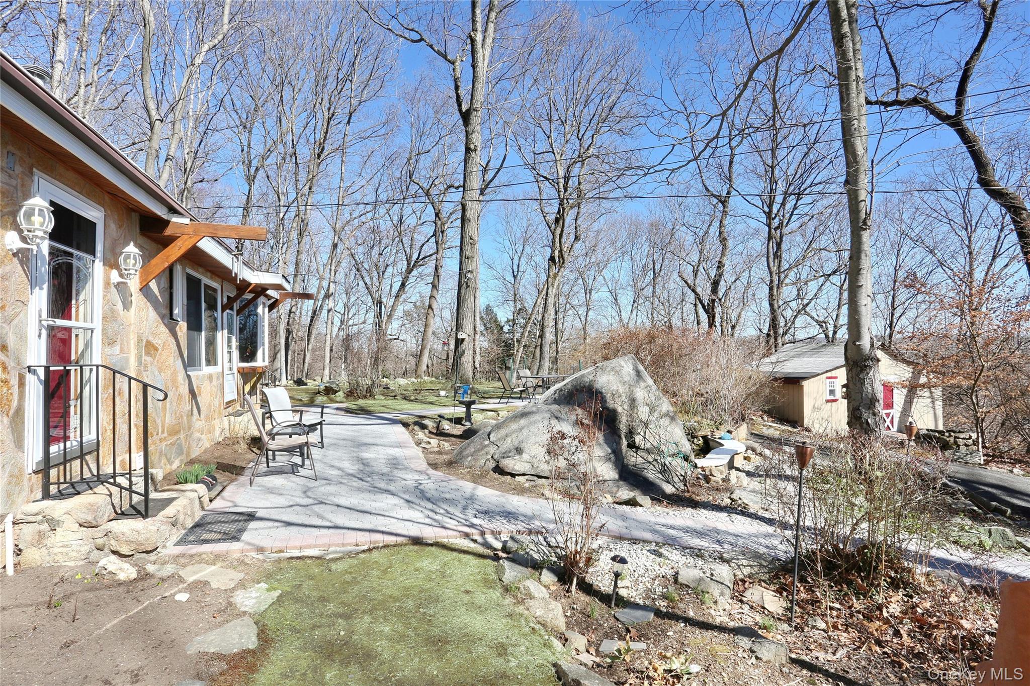 31 Hemlock Hill Road Montebello, NY 10901 - Photo 8 of 12