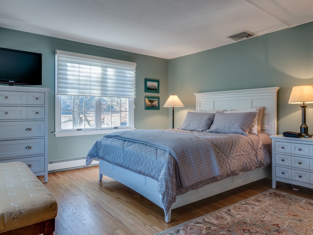 18 Woodcrest Road Manchester, MA 01944 - Photo 25 of 30 Gallery Image 25
