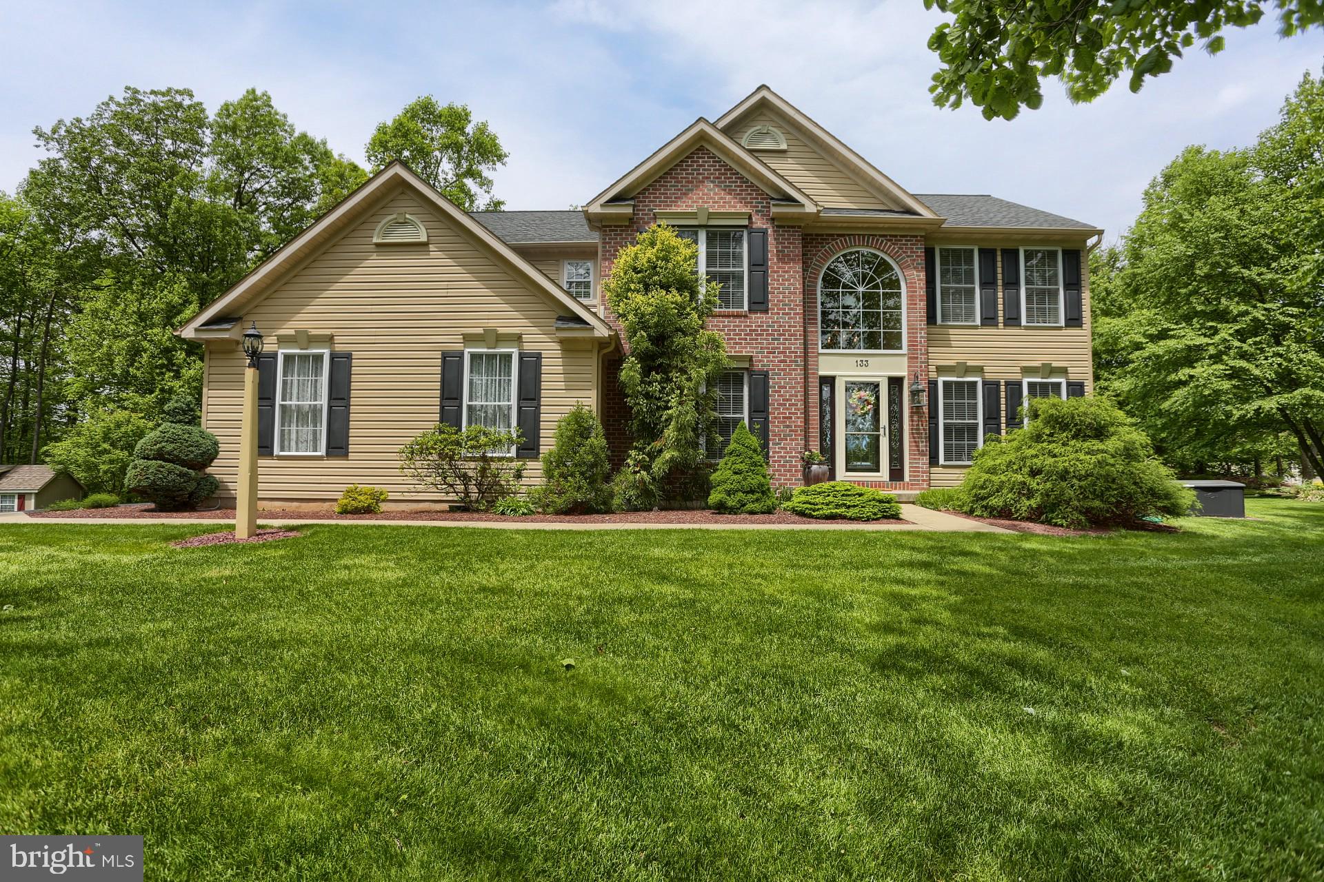 133 Overlook Road Morgantown, PA 19543 - Photo 1 of 18 Gallery Image 1