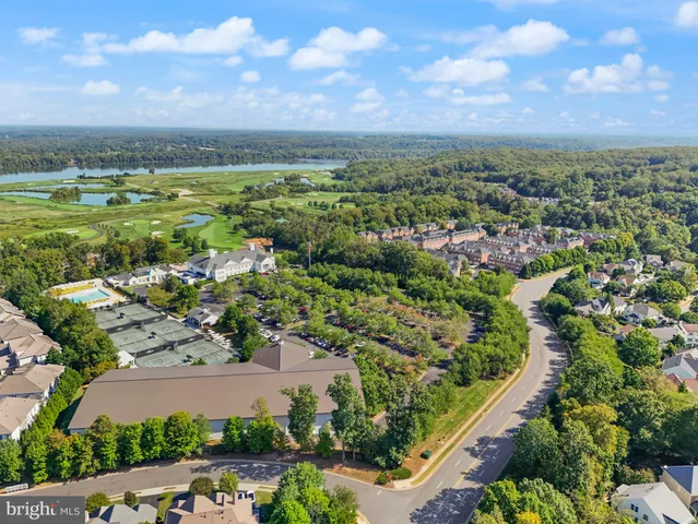 $709,000 | 47825 Scotsborough Square, Unit 123, Sterling, VA 20165