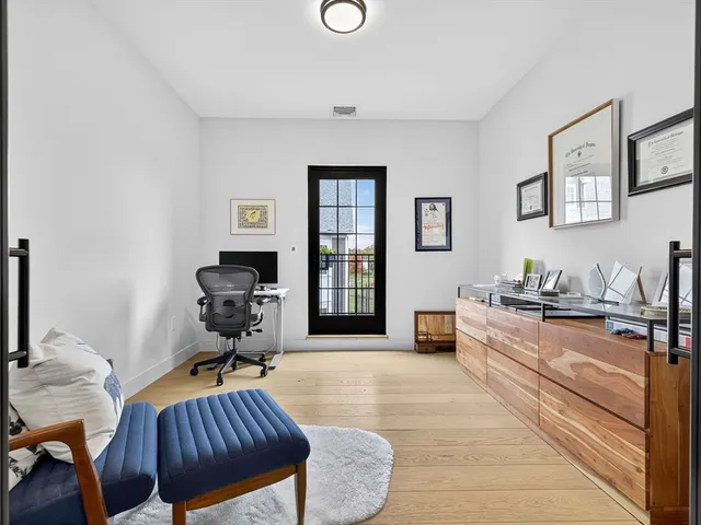 $929,000 | 4 Payne Street, Unit 5, Boston, MA 02122