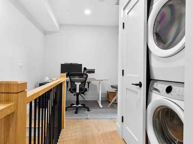 $929,000 | 4 Payne Street, Unit 5, Boston, MA 02122