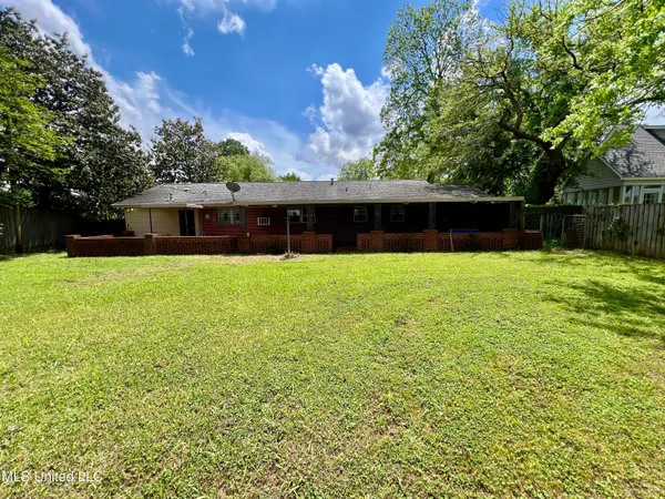 $135,000 | 111 East Gresham Street, Indianola, MS 38751