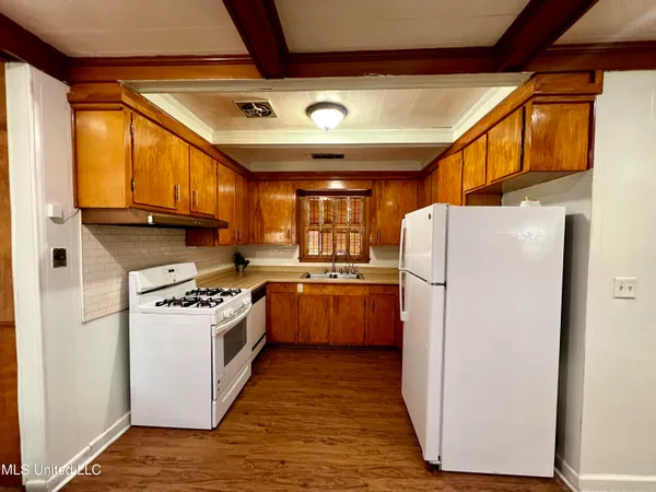 $135,000 | 111 East Gresham Street, Indianola, MS 38751