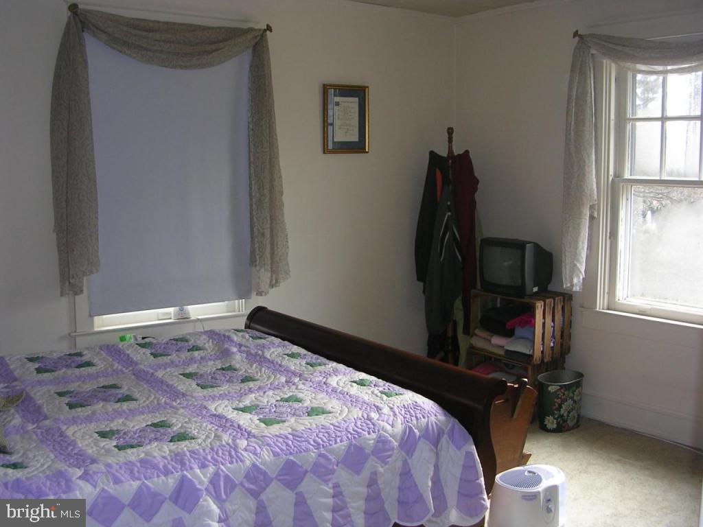 329 Front Street Lititz, PA 17543 - Photo 7 of 13