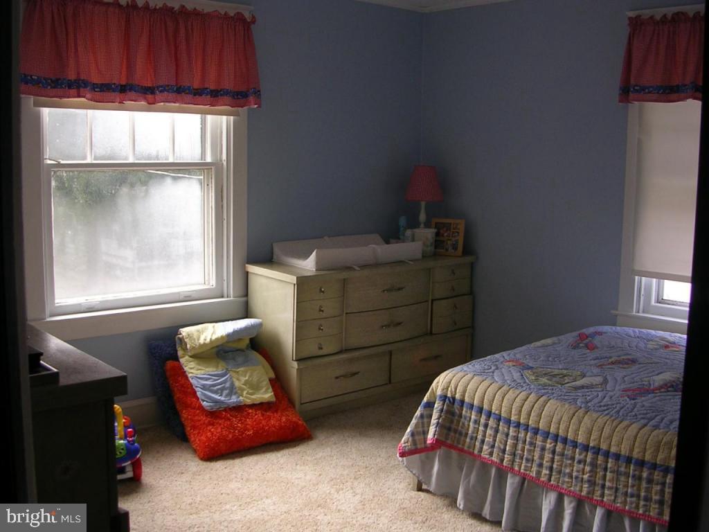 329 Front Street Lititz, PA 17543 - Photo 8 of 13
