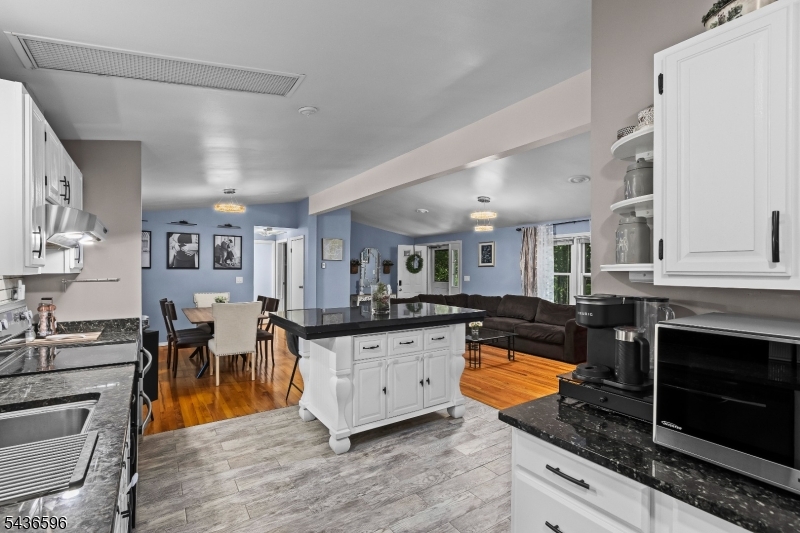 10 Plumer Road Newton, NJ 07860 - Photo 3 of 34