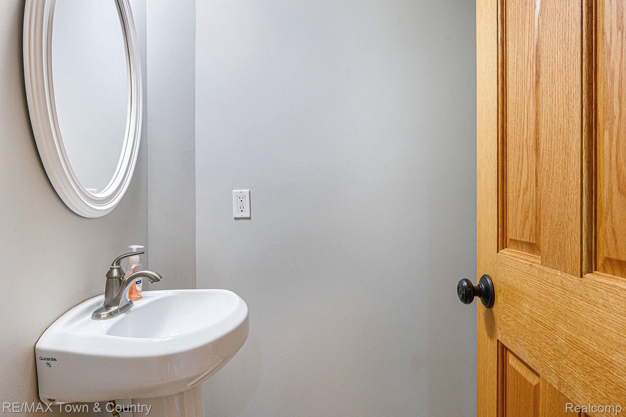 2190 Duffield Road Flushing, MI 48433 - Photo 18 of 39 39.jpeg