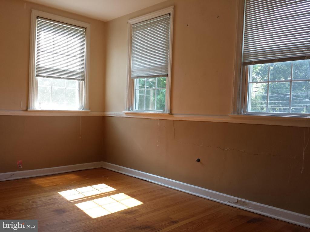856 Eden Road Lancaster, PA 17601 - Photo 7 of 8