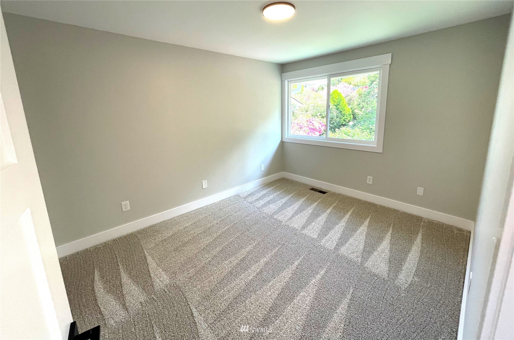 2714 Cedar Avenue South Renton, WA 98055 - Photo 22 of 31 Gallery Image 22