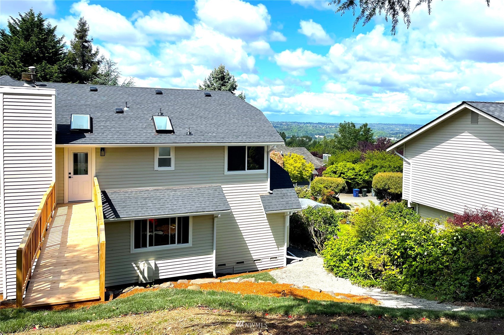 2714 Cedar Avenue South Renton, WA 98055 - Photo 30 of 31 Gallery Image 30