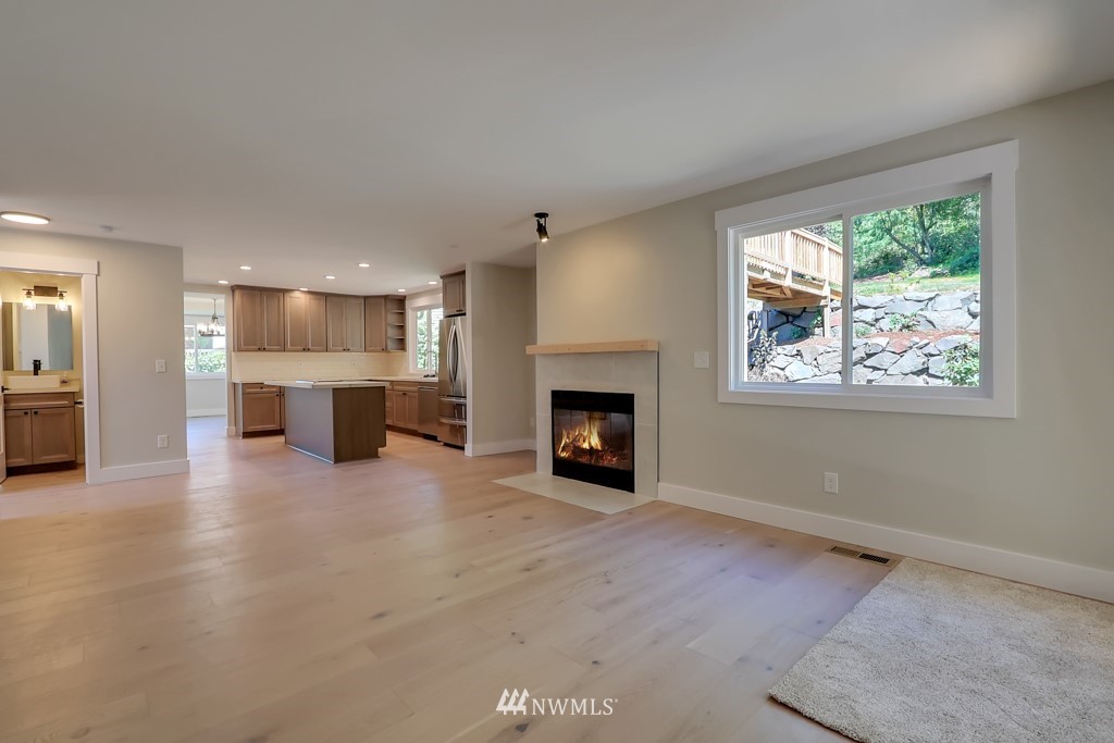 2714 Cedar Avenue South Renton, WA 98055 - Photo 3 of 31 Gallery Image 3