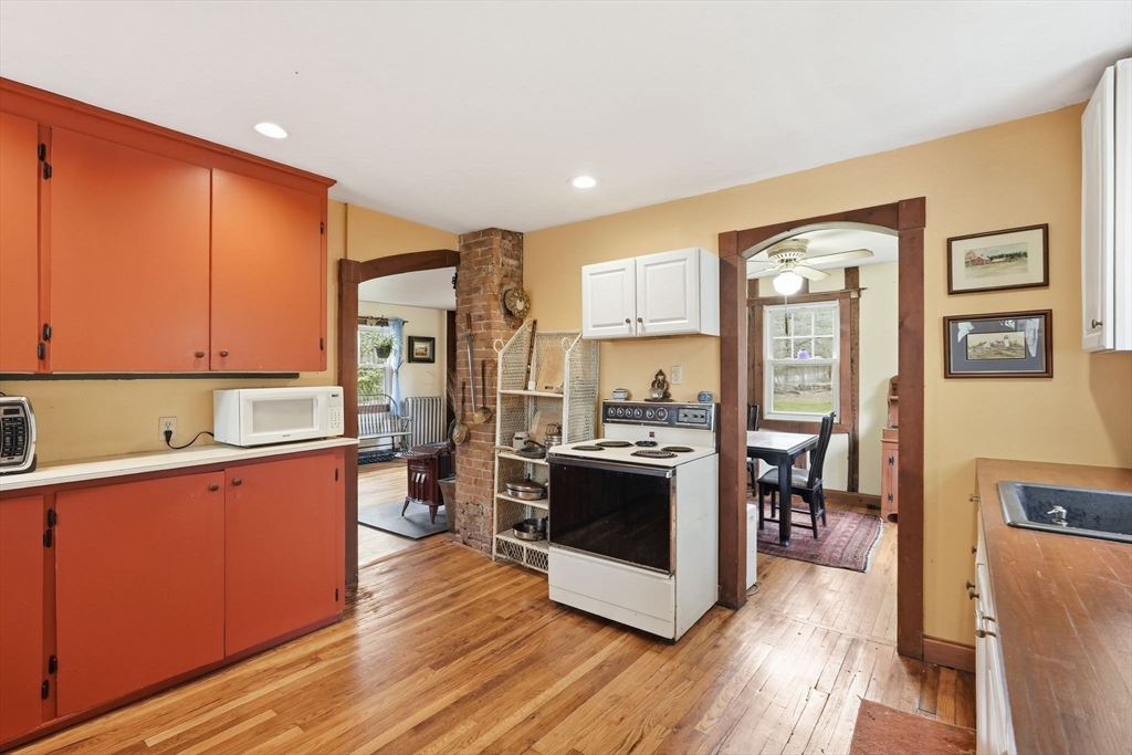 49 Russell Stage Road Blandford, MA 01008 - Photo 19 of 38 Gallery Image 19