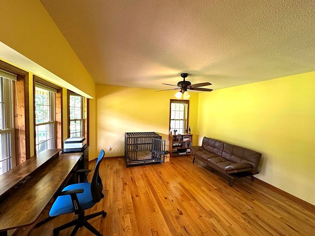 903 Country View Road Rural Retreat, VA 24368 - Photo 16 of 42 Gallery Image 16