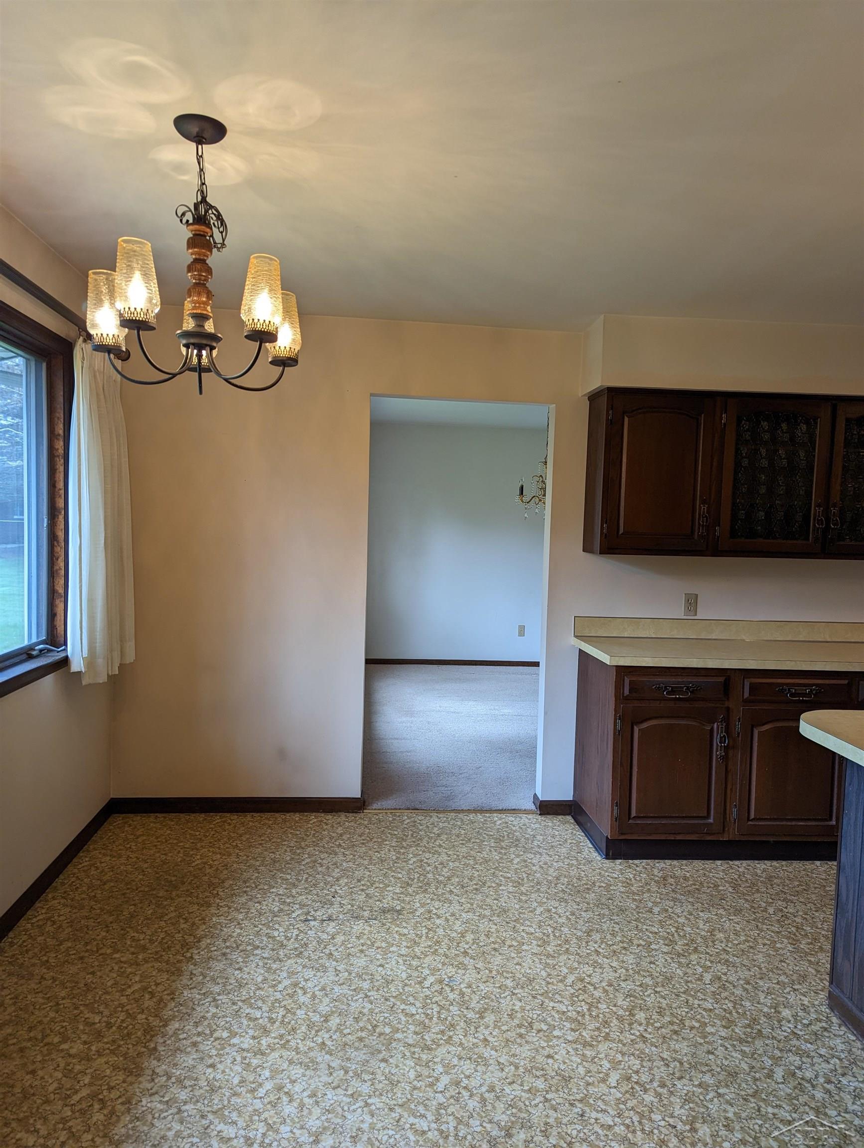 4753 Locust Road Saginaw, MI 48604 - Photo 5 of 15 50108077-4.JPG