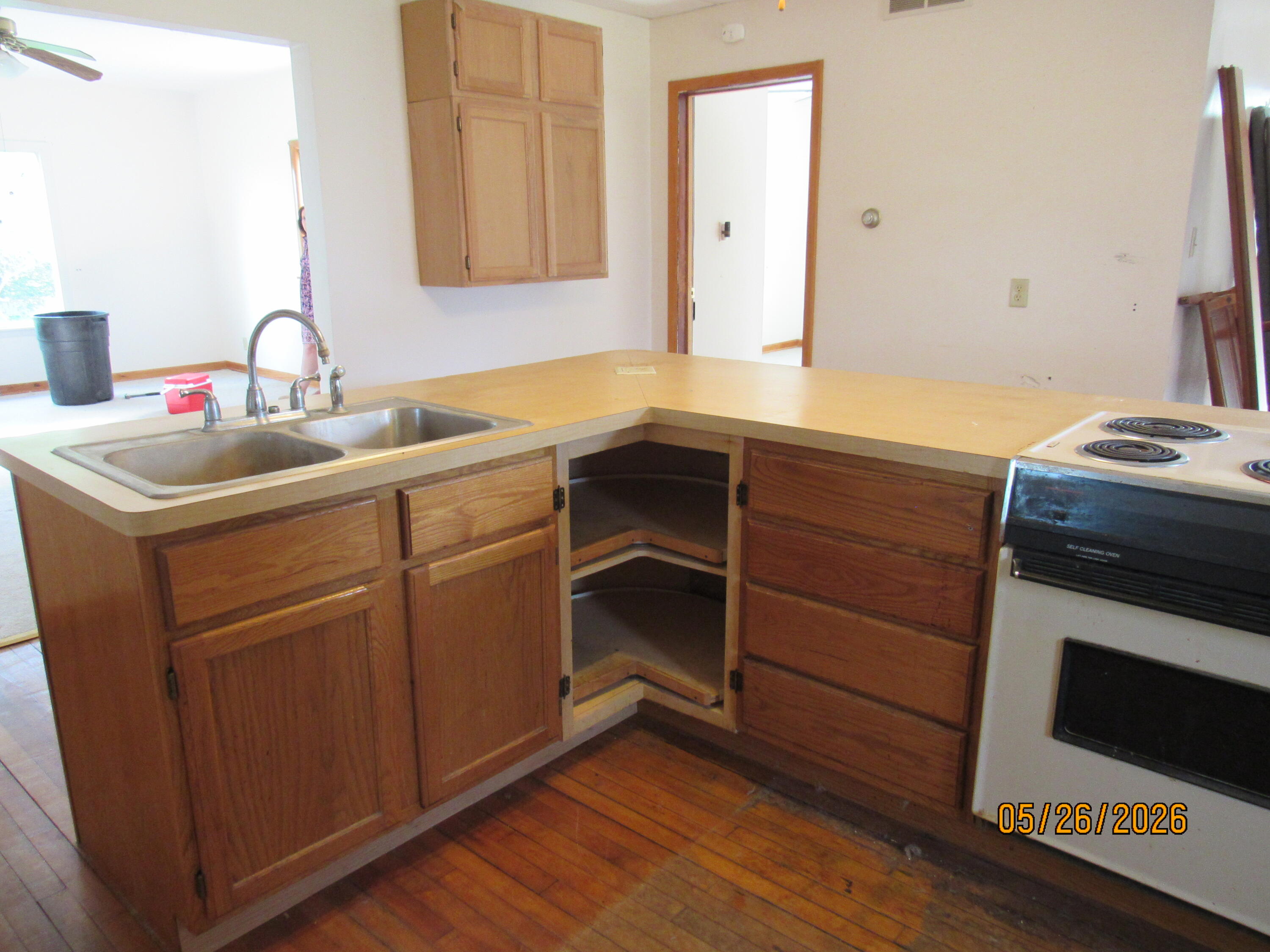 1304 Terminal Road Grafton, WI 53024 - Photo 6 of 17 Kitchen Unit 1