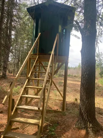 $274,900 | 1570 Ryno Road, Luzerne, MI 48636