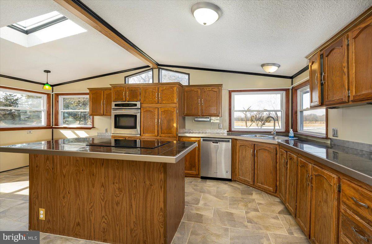 245 Bowers Road Littlestown, PA 17340 - Photo 8 of 26 Nice size island with cooktop