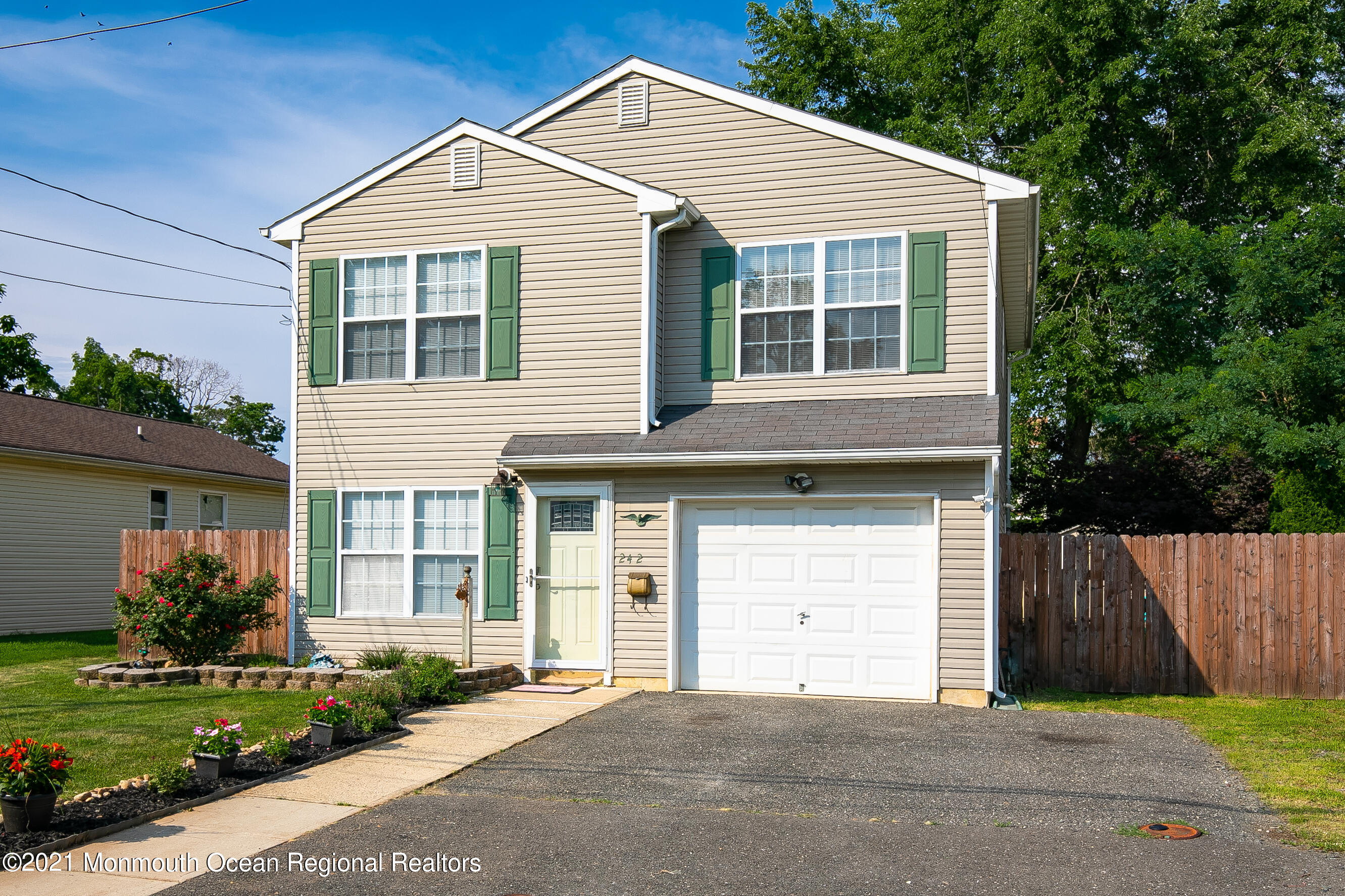 242 Raritan Street Keyport, NJ 07735 - Photo 1 of 21 242 Raritan St Keyport NJ-1