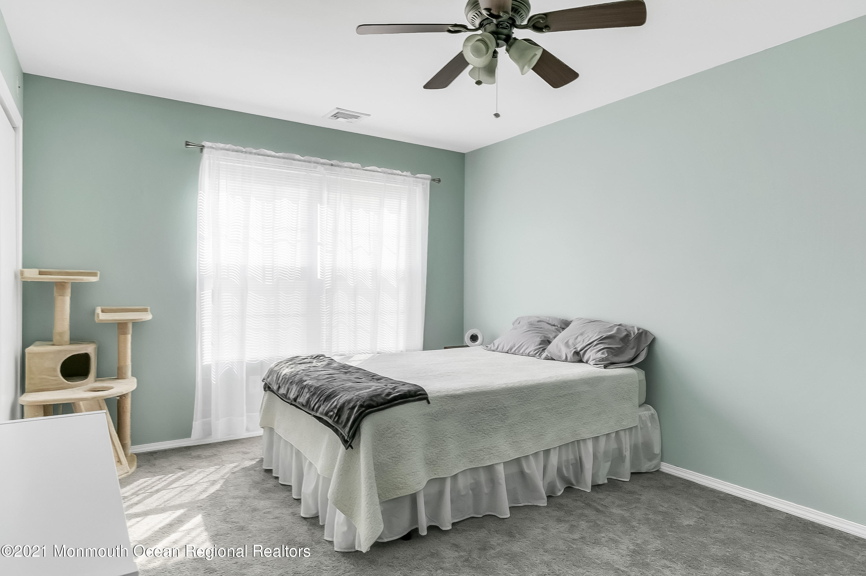 242 Raritan Street Keyport, NJ 07735 - Photo 11 of 21 242 Raritan St Keyport NJ-11
