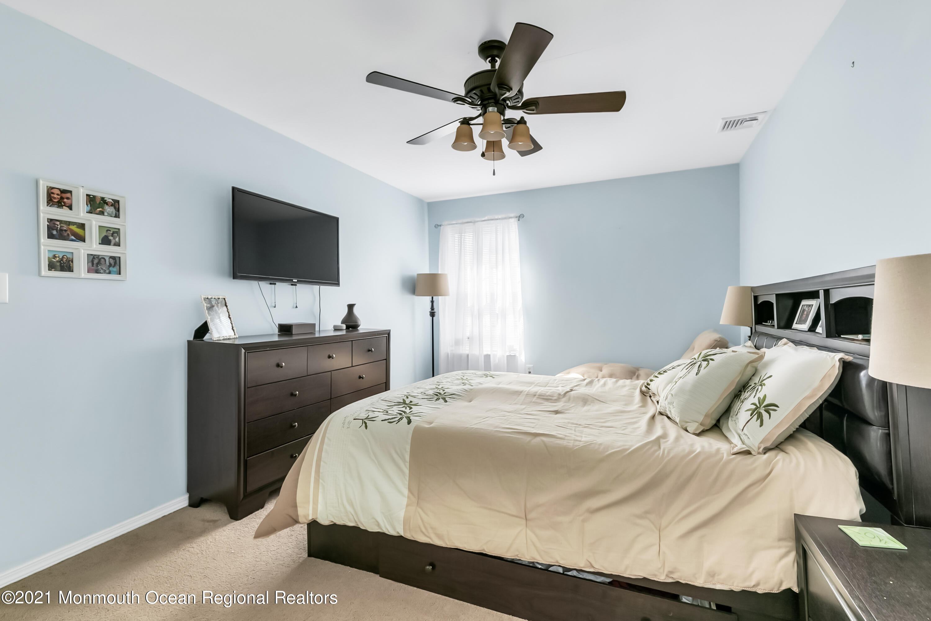 242 Raritan Street Keyport, NJ 07735 - Photo 13 of 21 242 Raritan St Keyport NJ-13