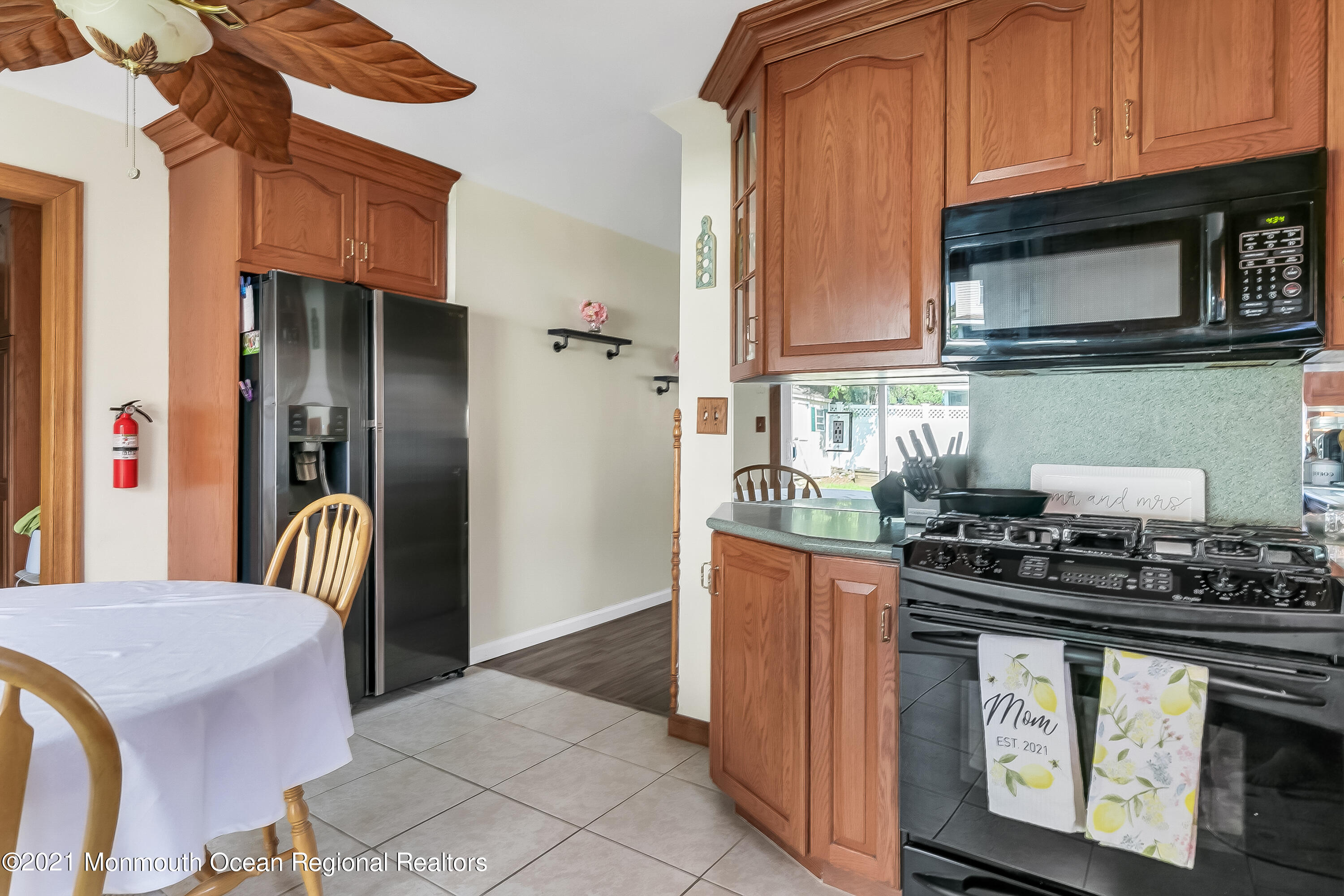242 Raritan Street Keyport, NJ 07735 - Photo 7 of 21 242 Raritan St Keyport NJ-7