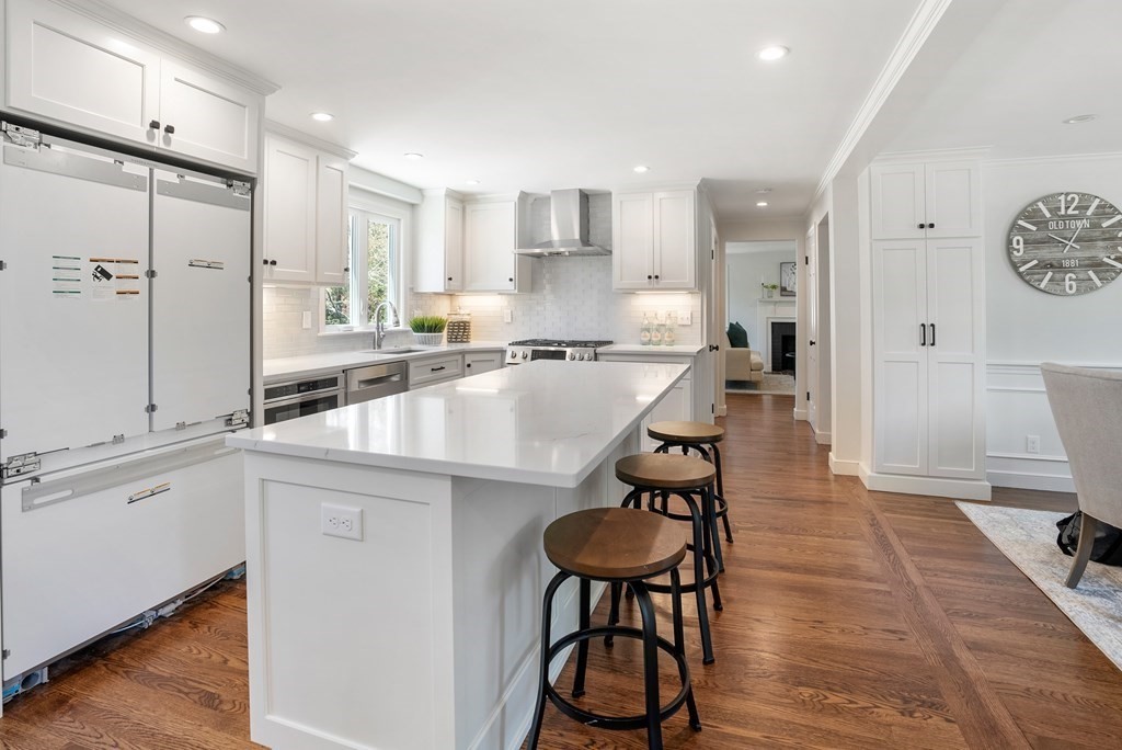 15 Woodfall Road Medfield, MA 02052 - Photo 4 of 25